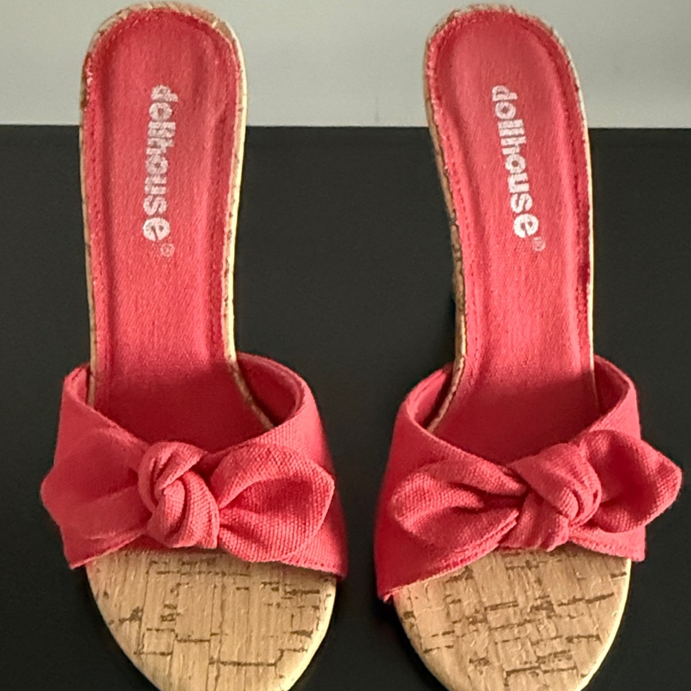 Dollhouse Red Cork Heels with Bow Sz 6.5 - Picture 7 of 9
